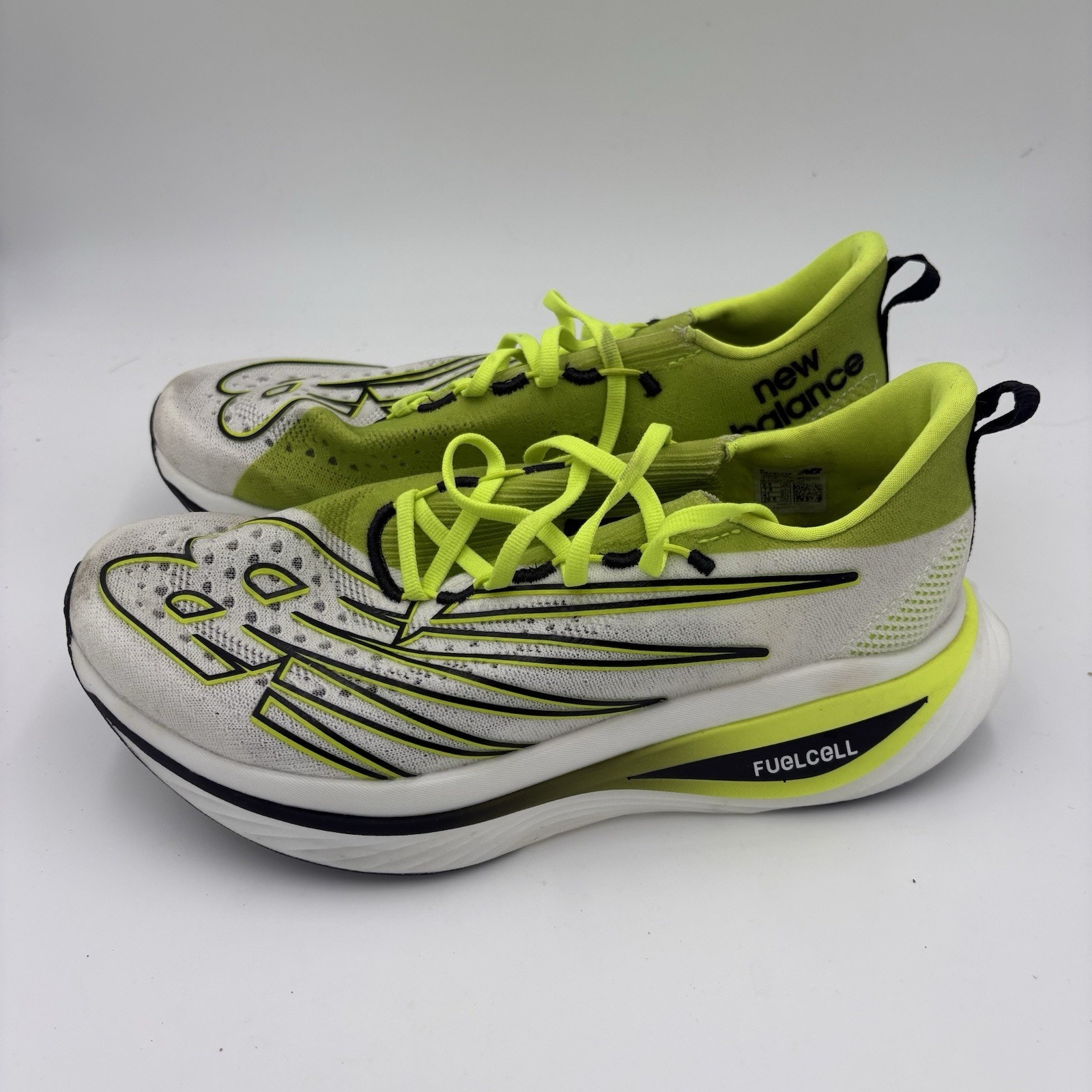 New Balance Fuelcell Supercomp Elite V3 Womenâs Size 9.5 Running Sneakers Used